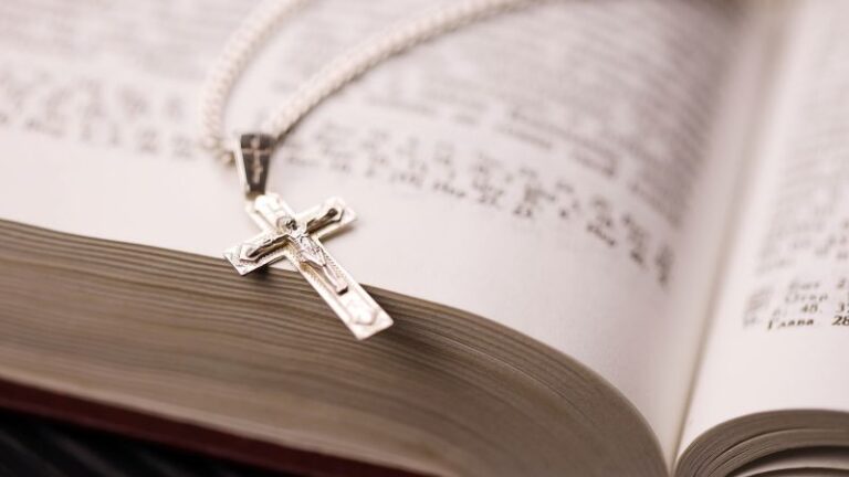 Immigration Advocates Seek Higher Authority to Influence Supreme Court on Birthright Citizenship Issues