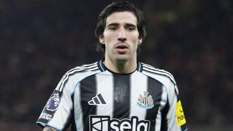 Latest Transfer Updates: Arsenal, Manchester City, Manchester United, and Sandro Tonali