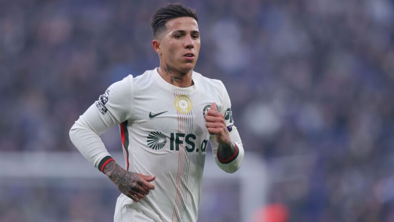 Real Madrid Considers Fernandes as Backup Option if Rodri Signing Does Not Materialize