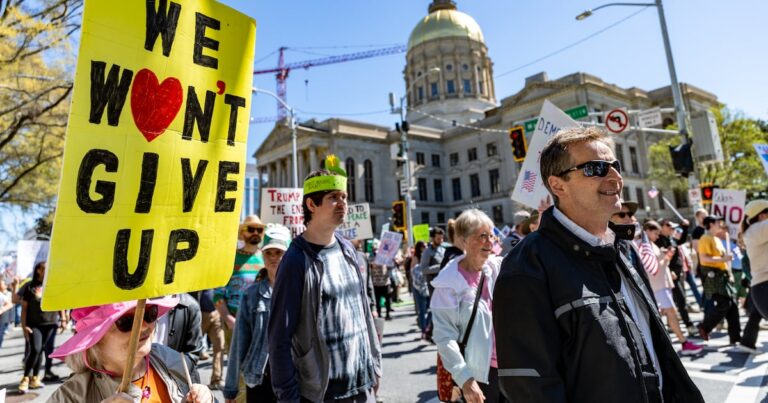 Thousands Gather at Georgia State Capitol for Immigration and War March Organized by No Kings