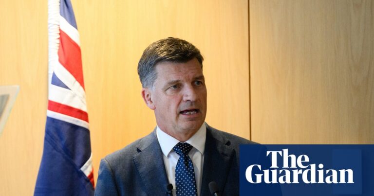 Angus Taylor Critiques President Trump for Utilizing Strategy in Controversial Immigration Speech