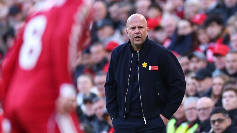 Arne Slott Expresses Confidence in Liverpool Manager’s Support Following Devastating Defeat