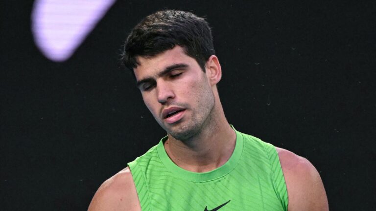 Carlos Alcaraz Withdraws from Barcelona Open Due to Wrist Injury, Casting Doubt on French Open Participation