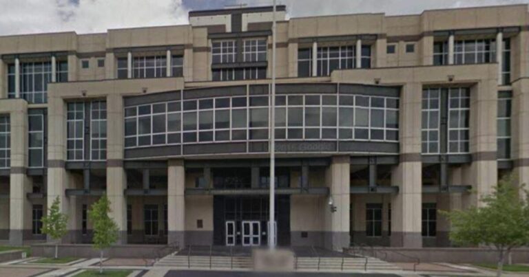 Federal Judge in Kansas Orders Release of Immigrant Detainees Amid Deportation Case Delays