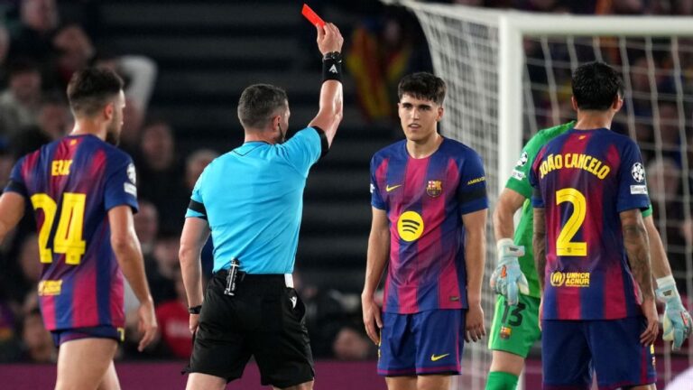 Impact of Kvarsi’s Red Card on Barcelona and Atlético: A Closer Examination