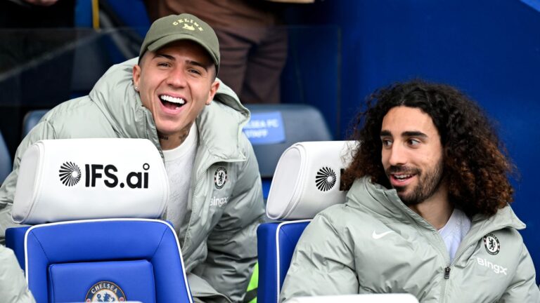 Liam Rosenior Affirms Strong Relationship with Enzo Fernandes Despite Midfielder’s Exclusion During Transfer Discussions