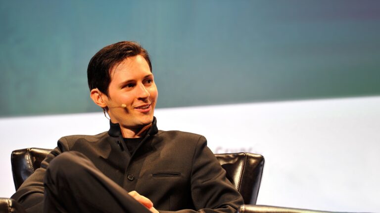 Telegram Founder Critiques WhatsApp’s Message Security