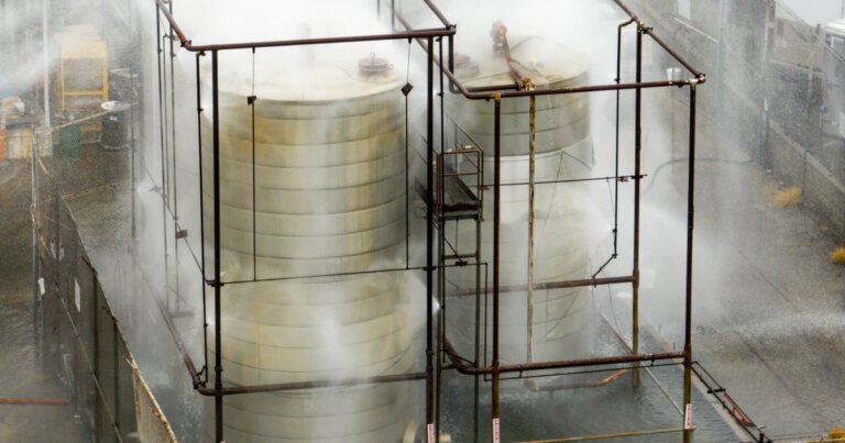 Authorities Respond to Potential Cracks in Toxic Chemical Tank in California, Exploring Pressure Relief to Avert Explosion