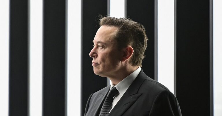 Elon Musk, South African-born Entrepreneur, Nears Trillionaire Status Amid Booms in AI, Space, and Energy Sectors
