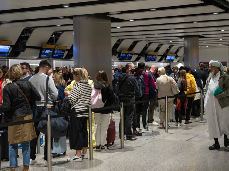 Net Migration to the UK Declines by Nearly 50% Following Stricter Policies