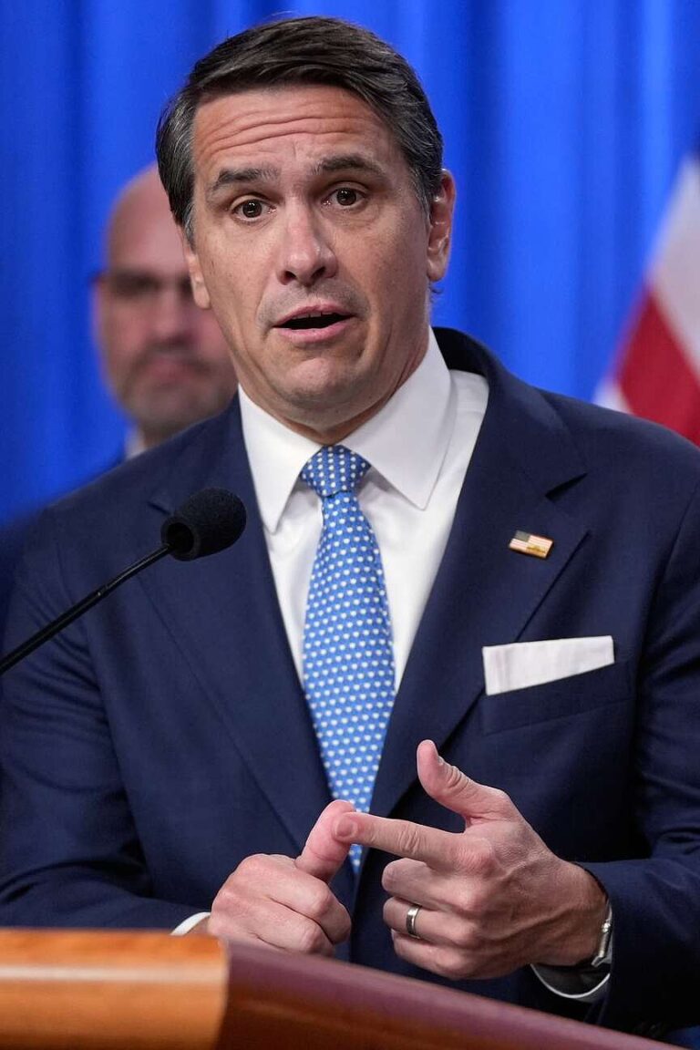 Analysis of 15,000 Lawsuits Involving Immigrant Sponsors in Arkansas