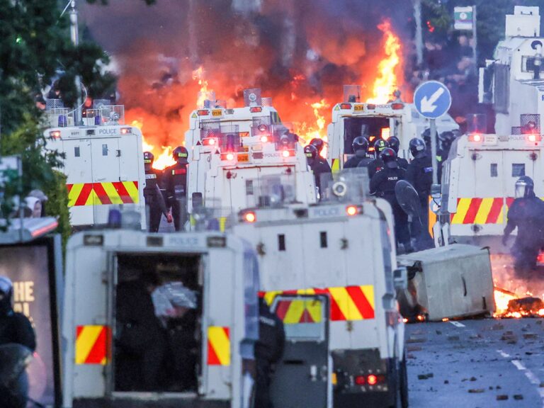 Belfast Police Deploy Water Cannon Amid Ongoing Anti-Immigrant Protests