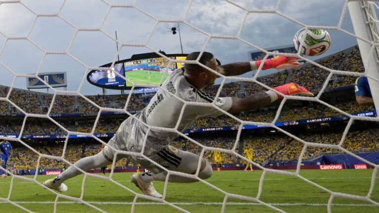 Ecuador and Curacao End in Goalless Draw