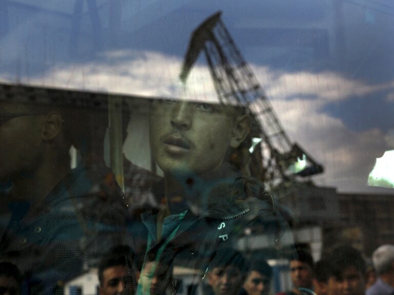 Greece Restarts Refugee Applications for Syrians and Afghans with an Eye Toward Return
