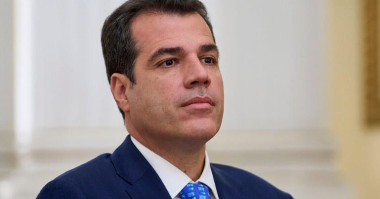 Greek Minister Responds to Criticism of Stricter Immigration Policy as a Badge of Honor