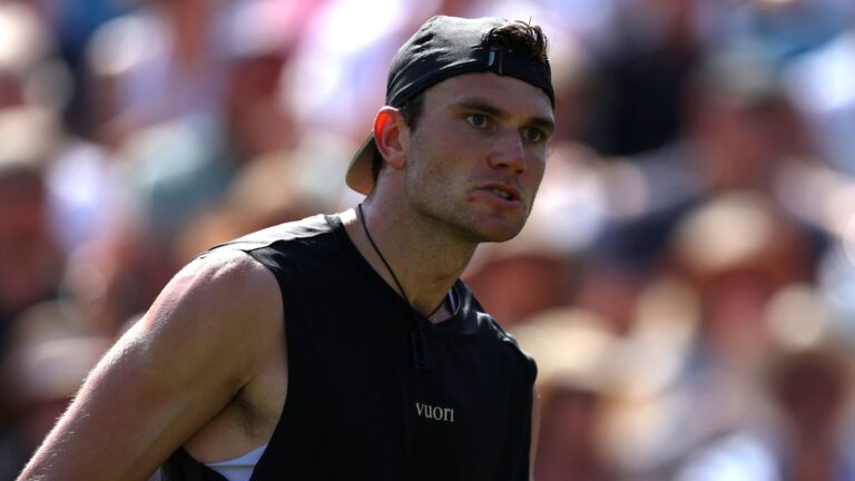 Jack Draper Secures Victory Over Marcos Giron in First Match with New Coach Andy Murray at Eastbourne Open