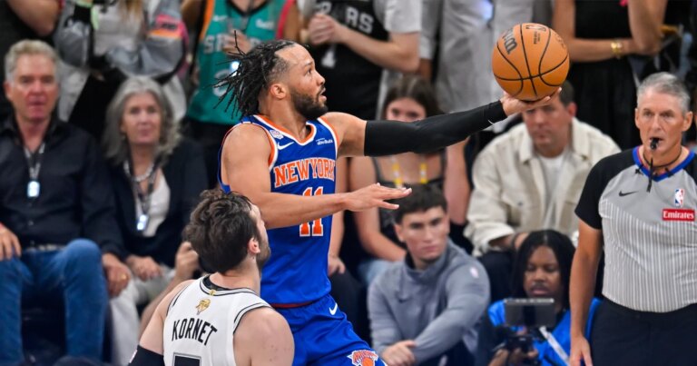 Knicks Clinch First NBA Championship Since 1973 with 94-90 Victory over Spurs in Game 5