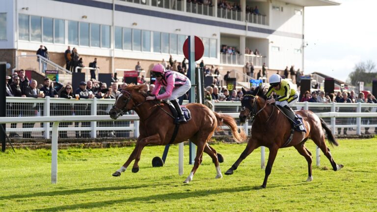 Live Coverage of Brighton and Windsor on Sky Sports Racing Today: Horse Racing Updates