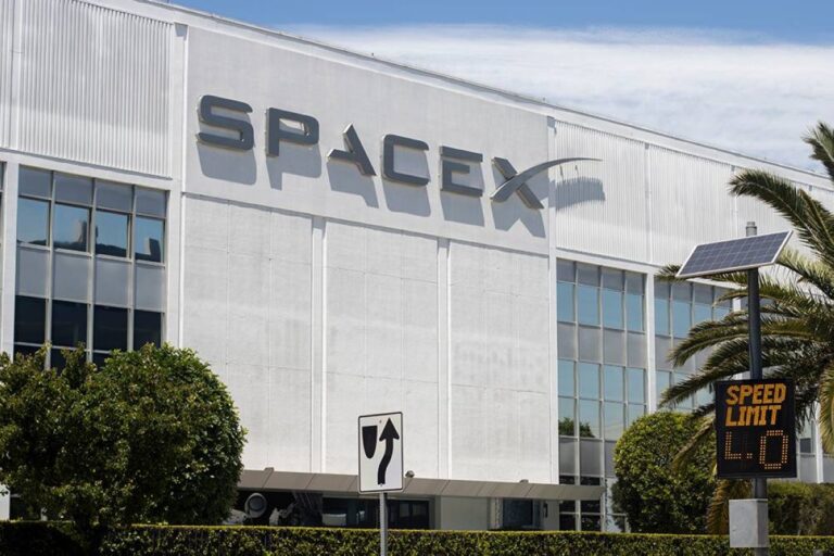 SpaceX Initiates Landmark Bond Sale to Support AI Expansion Following Record $75 Billion IPO