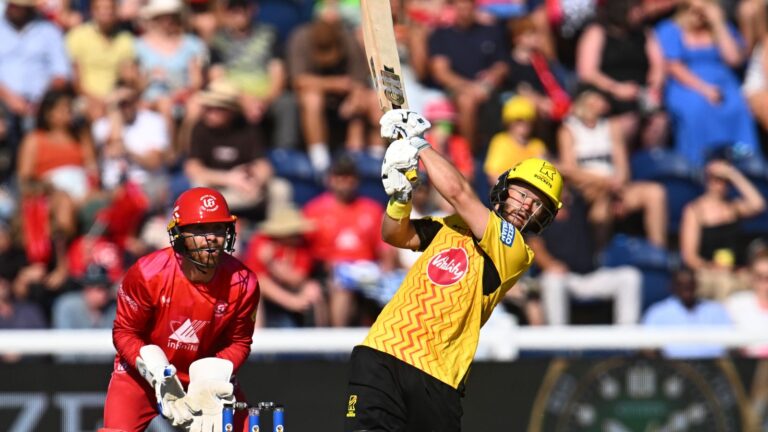 Ben Duckett Shines as Trent Rockets Inflict First Loss of the Season on Wales Fire in The Hundred