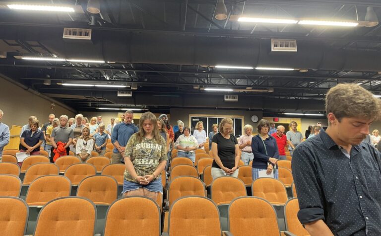 Bidford Leaders Advocate for Justice Following Ice Shooting, Residents Urge Action