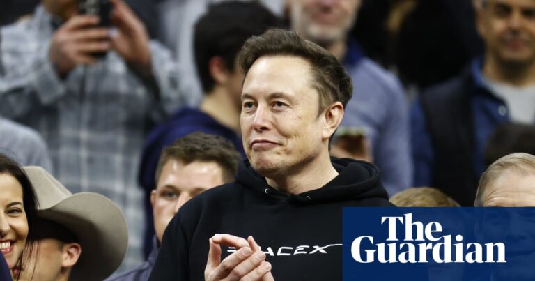 Elon Musk Discusses Race and Immigration in the UK More Frequently Than SpaceX IPO Preparations