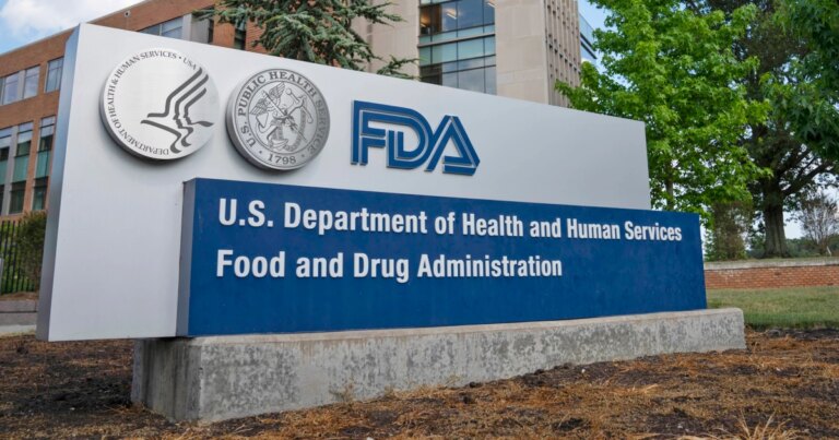 FDA Panel Advocates Easing Certain Peptide Regulations Amid Opposition from Scientists