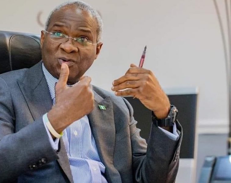 Fashola States Lagos Intentionally Reduces Land Prices to Attract Dangote Refinery Project