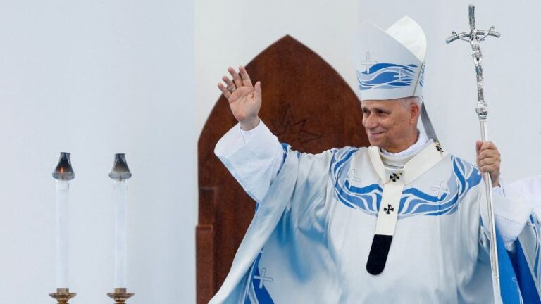 First American Pope Commemorates July 4th on Immigrant Island, Advocating for Compassion and Generosity