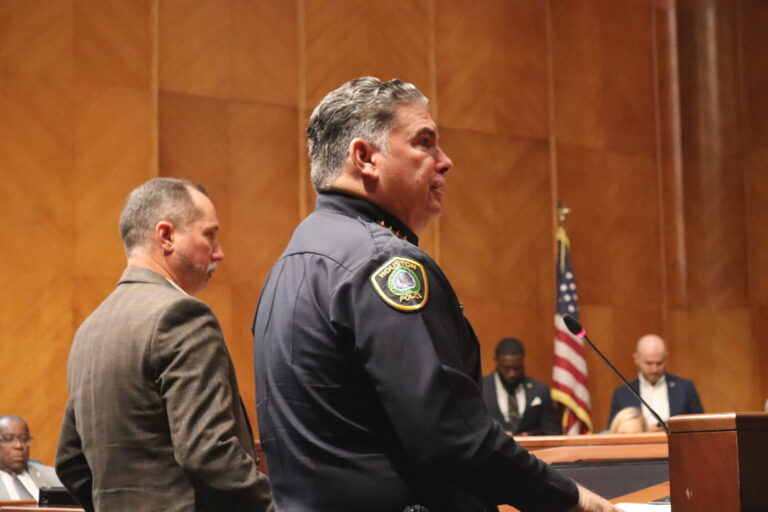 HPD Reports Over 100 Calls to ICE Regarding Violent Threats Reported by Woman from April to June – Houston Public Media