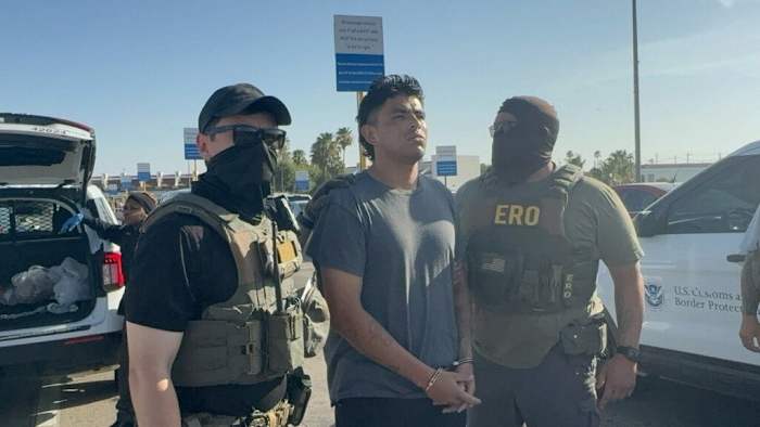Houston ICE Office Executes Deportation of Two Murder Suspects Sought by Mexico