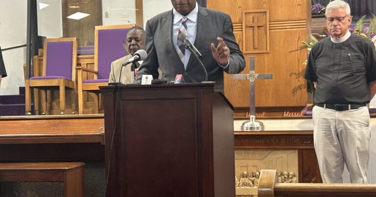 Religious Leaders Advocate for Timely Discussions on Paths to Citizenship