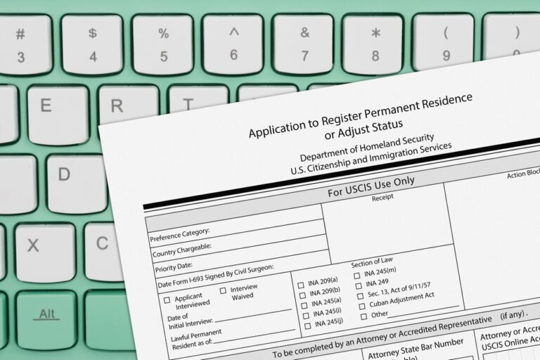 US Targets Green Card Eligibility for Immigrants Utilizing Public Benefits
